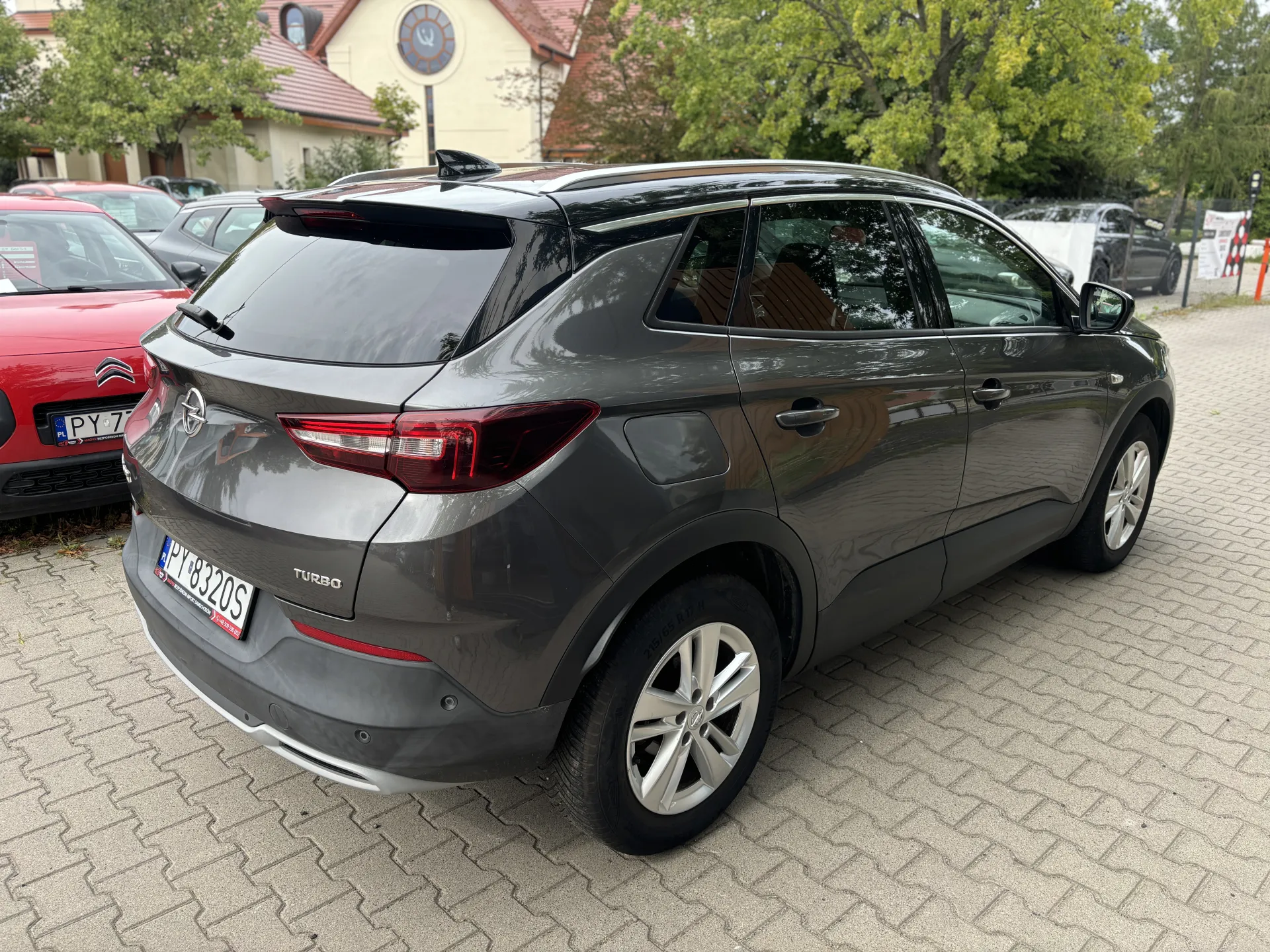 OPEL GRANDLAND X - zdjęcie wnętrza lub detalu