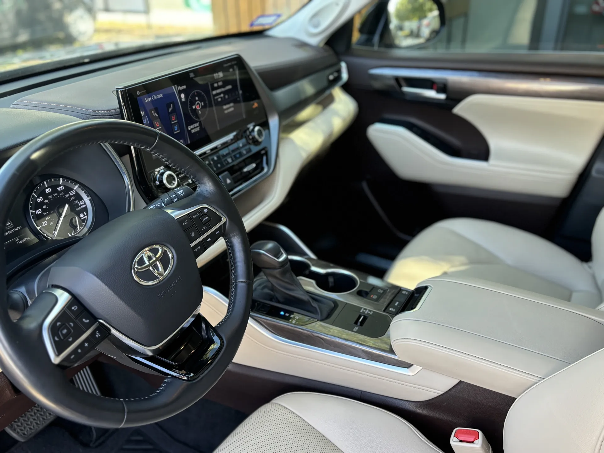 Zdjęcie z galerii: TOYOTA HIGHLANDER