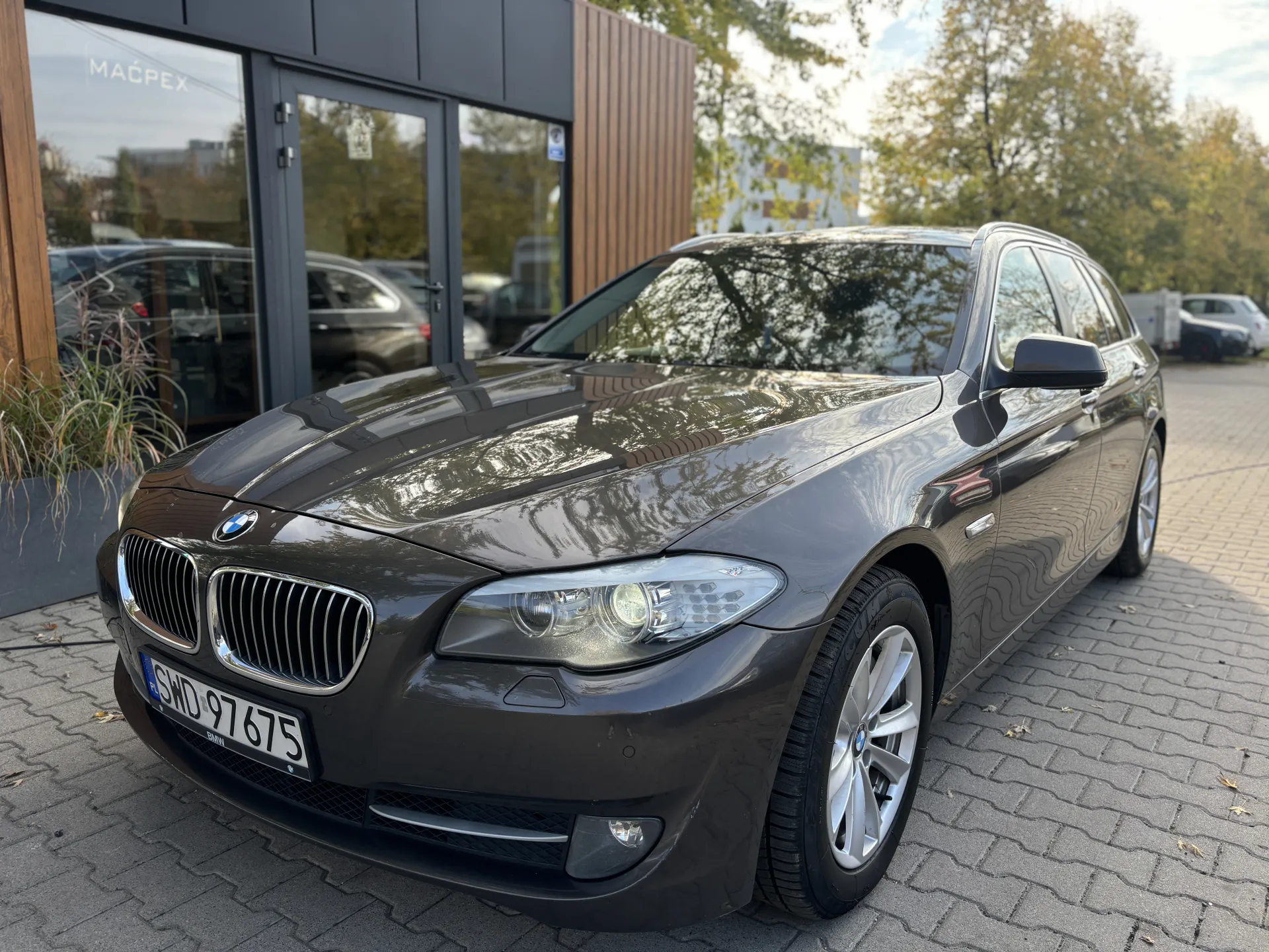BMW 525d F11 rok 2012 - auto na sprzedaż Poznań