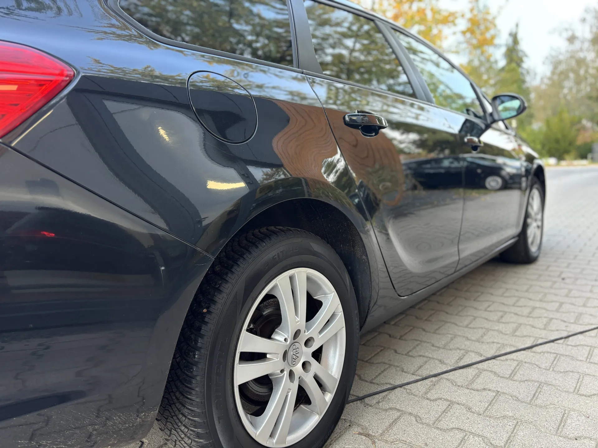 Zdjęcie z galerii: OPEL ASTRA J